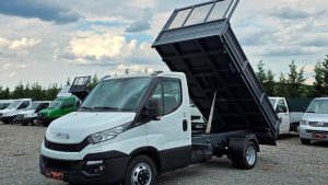 IVECO DAILY 40C17, 3000cc, 170 cp, basculabil 3 parti, 4t detarat la 3.5t, 258.000 km certificati , RAR efectuat, 06/2015.